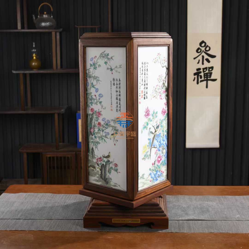 李文跃创作《乾隆御制·四季花鸟》四方尊 