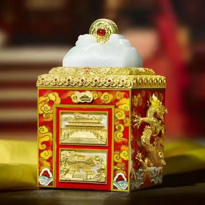 百年宫印宝玺 张铁城、刘永森、程淑美三位工艺美术大师联袂创作